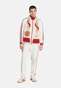 adidas Originals Vereinsmannschaften - weiss