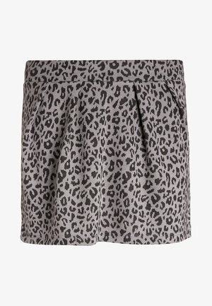 Jupe grise avec motif léopard noir et plis sur le devant, dotée d'une large ceinture.