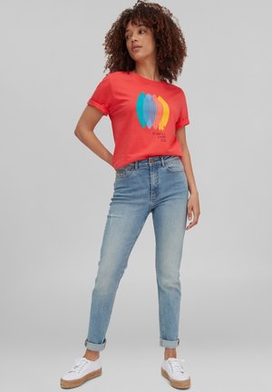 SURFBOARD - T-shirt print - cayenne coral