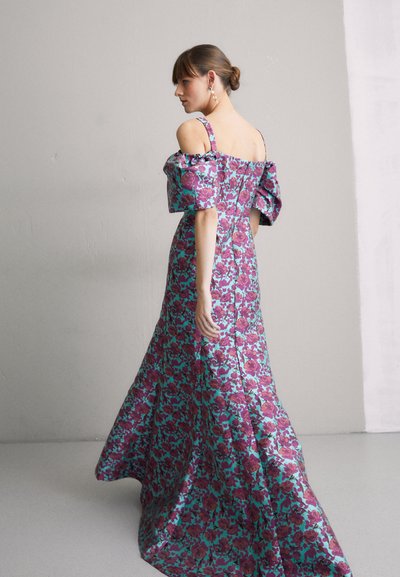 Zac Posen BRA OFF SHOULDER GOWN - Gallakjole - bordeaux