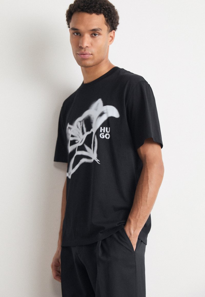 HUGO DABLUMO - Print T-shirt - black