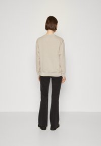 GAP HERITAGE CREW - Sudadera - quail shine