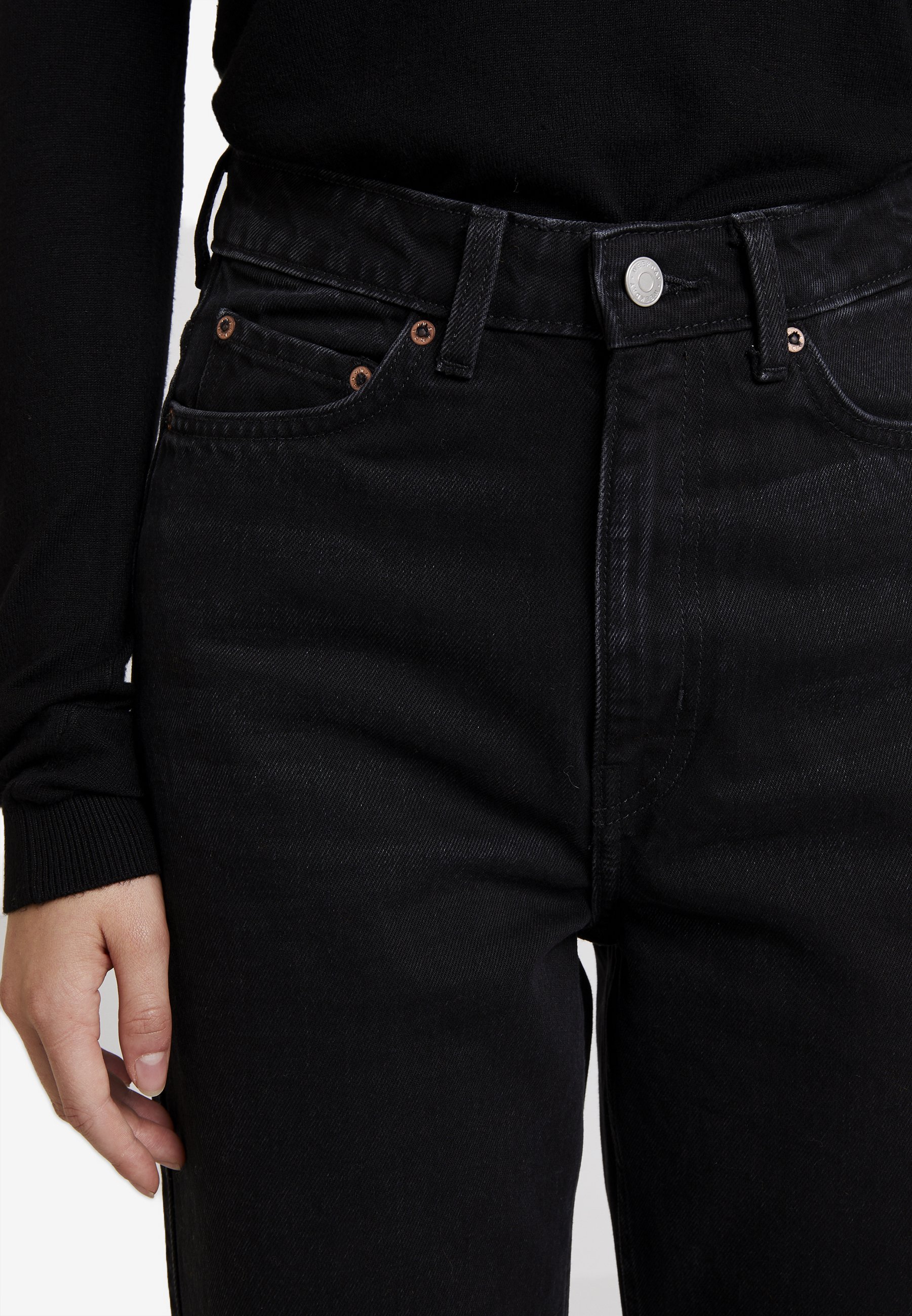 row echo black jeans