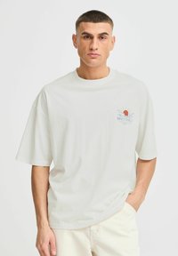 Solid SDOSRICK - Trükipildiga T-särk - off white