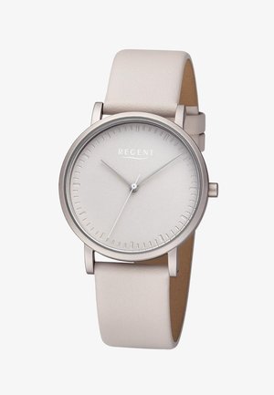 Montre ronde en argent avec un bracelet en cuir beige mat. Le cadran gris minimaliste présente des aiguilles et des index argentés. Le nom de la marque "REGENT" est affiché.