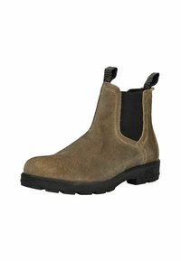 Botín Chelsea de ante marrón con paneles laterales elásticos, tiradores y suela de goma negra. Presenta costuras en contraste y una puntera redondeada.