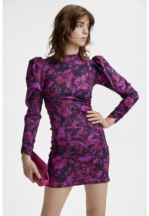 RAVAGZ SLIM - Shift dress - pink art