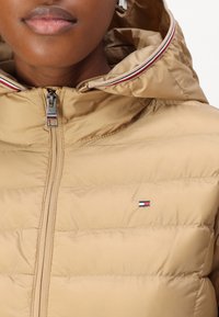 Tommy Hilfiger GLOBAL JACKET - Overgangsjakke - classic khaki