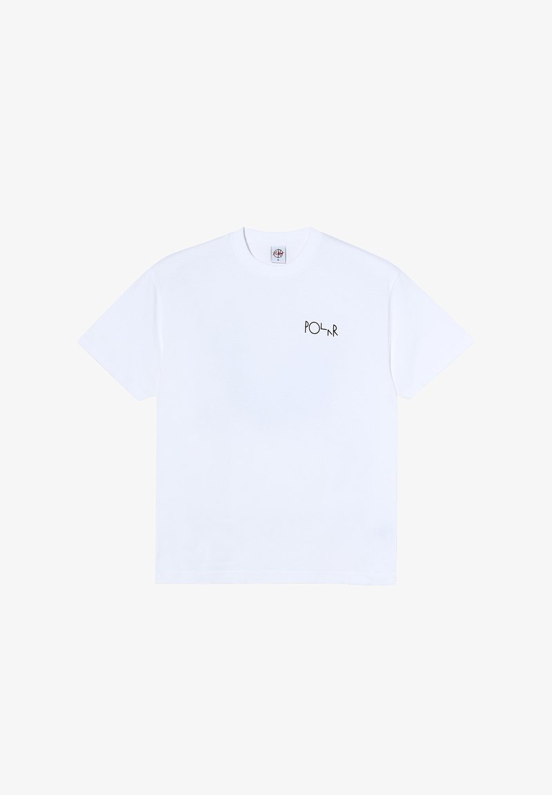 Biały bawełniany t-shirt z krótkimi rękawami, okrągłym dekoltem i małym czarnym logo z napisem "POLAR" na lewej stronie klatki piersiowej.