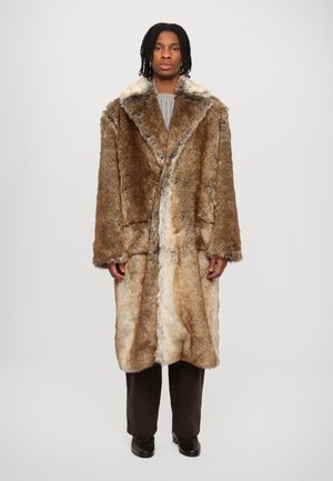 Han Kjøbenhavn LONG COAT - Geacă - wild brown