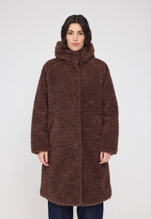 Brauner Kunstfellmantel mit hohem Kragen, langen Ärmeln und Seitentaschen, verfügt über eine weiche, strukturierte Oberfläche und eine lässige Passform.