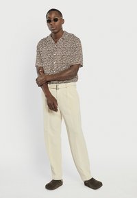 Redefined Rebel REMY SHIRT - Camisa - brown