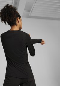 Puma SEASONS - Ilgarankovis viršutinės dalies drabužis - black