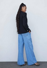 Mango OLIVIA - Blazer - black