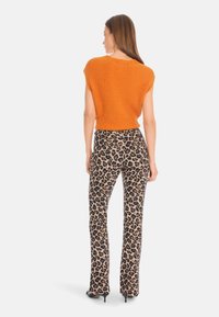 Marc Cain Trousers - light stone