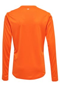 Langarm-Sportshirt in leuchtendem Orange, hergestellt aus glattem, leichtem Material. Verfügt über einen Rundhalsausschnitt und minimalistische Nahtdetails.