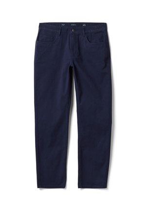 Marineblaue Hose mit geradem Bein, Knopf- und Reißverschluss, Gürtelschlaufen und Fünf-Taschen-Design, flach auf weißem Hintergrund liegend.