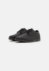 Pier One Chaussures à lacets - black