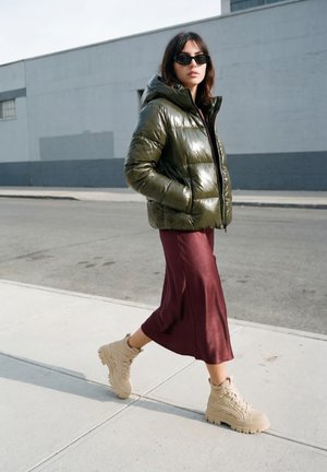 Buffalo, ASPHA NC MID - Plateaustøvletter - beige
