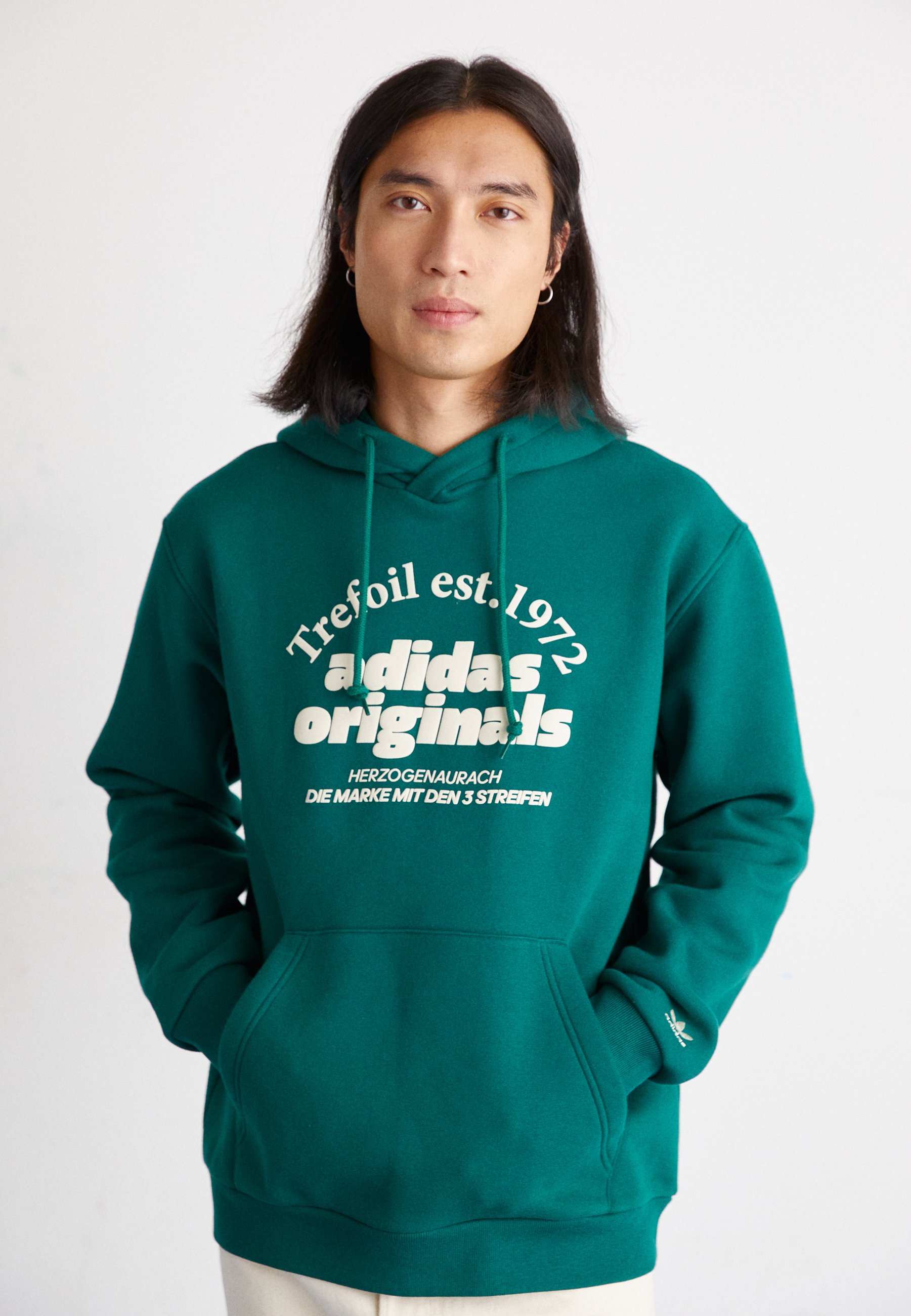 adidas Originals HOODIE - Jersey con capucha - collegiate green/verde