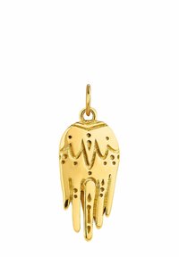 Colgante de oro con forma de mano derritiéndose, que presenta acentos con patrones y un lazo para sujeción. Acabado brillante con detalles texturizados.