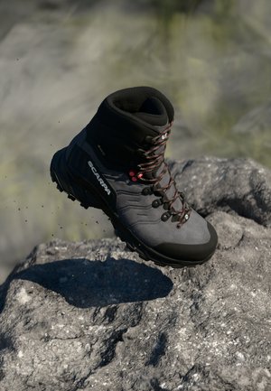 RUSH POLAR GTX - Winter boots - smoke/coral