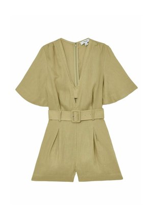 Lyhythihainen oliivinvihreä haalaripuku, jossa syvä V-pääntie, vyötäröllä vyö, laskostetut shortsit ja takana vetoketjusuljenta.