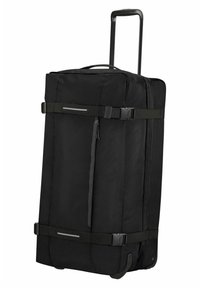 Svart hjulväska med rektangulär form, tillverkad av slitstarkt tyg, med två sidoremmar, ett utdragbart handtag och smidiga hjul.