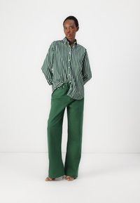 Lacoste UNISEX - Užsagstoma palaidinė - green/white