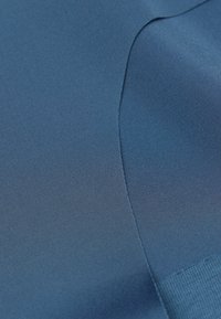 Intimissimi - Stringi