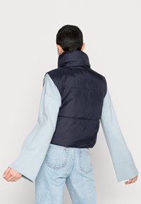 ONLY RICKY SHORT REV OTW NOOS - Colete - night skylight blue