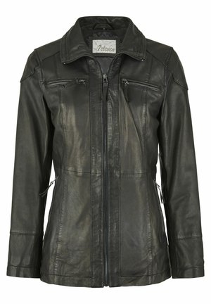 Zwarte leren jas met een ritssluiting aan de voorkant, opstaande kraag en twee ritszakken op de borst. Kenmerkt zich door paneel details en een gladde textuur.