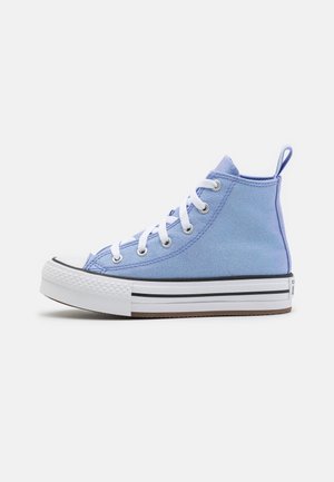 chucks 29