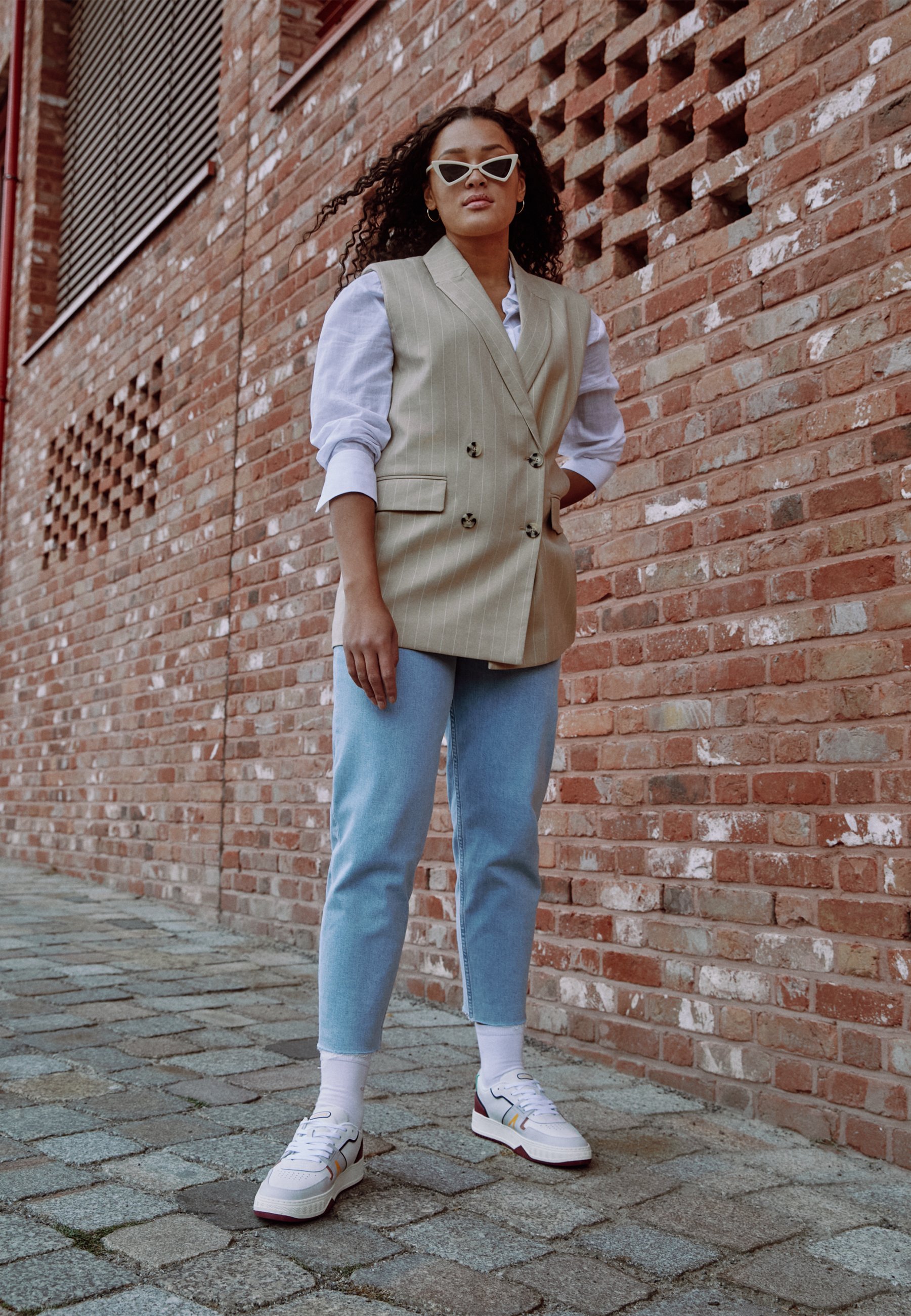 burgundy lacoste trainers