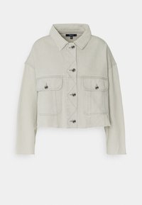 Beskuren ljusgrå denimjacka med krage, knappstängning fram, två bröstfickor och synliga sömsdetaljer.