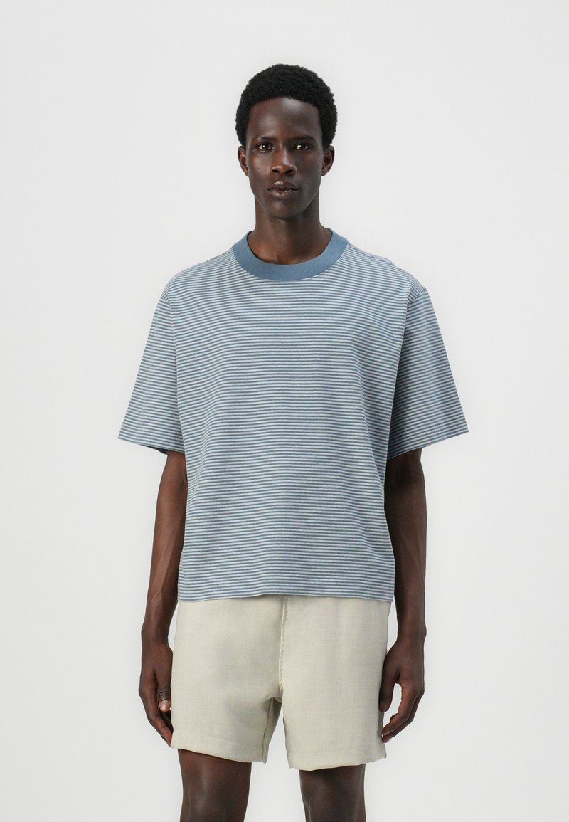 Abercrombie & Fitch - CLEAN CROP STRIPE - Print T-shirt - blue-grey-506, Enlarge
