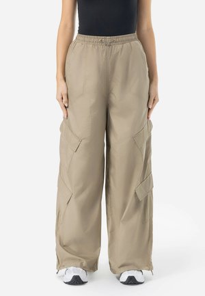 Pegador NELLY - Tracksuit bottoms - desert taupe