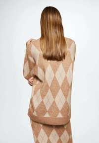 Mango Sweter