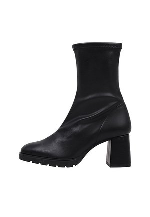 Sandra Fontán VALEN - Botines con plataforma - black