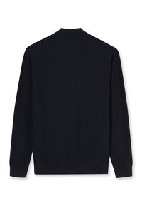 Schwarzer Langarmpullover mit gerippten Bündchen und Saum, von hinten gesehen, mit hohem Kragen und glattem Strickstoff.