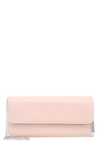 Světle růžová obdélníková kabelka do ruky se stříbrnými kovovými okraji a stříbrným řetízkovým popruhem, zavíraná přehnutou klopou.