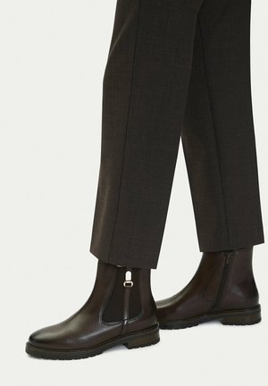 Lasocki, LASOCKI ANKLE BOOTS WOMEN'S BROWN 5907964256564 - Lage laarzen - brown