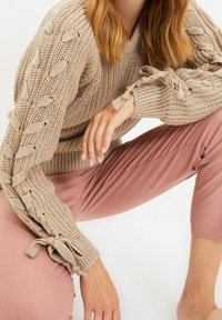 Trendyol Sweter