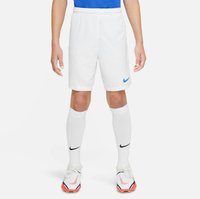 Shorts de football Nike blancs avec logo bleu, taille élastique et texture lisse. Chaussettes blanches montantes avec swoosh Nike noir.