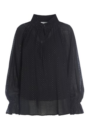 Blusa negra hecha de un tejido ligero con un sutil patrón texturizado. Cuenta con un cuello alto, detalle de lazo y mangas fruncidas.
