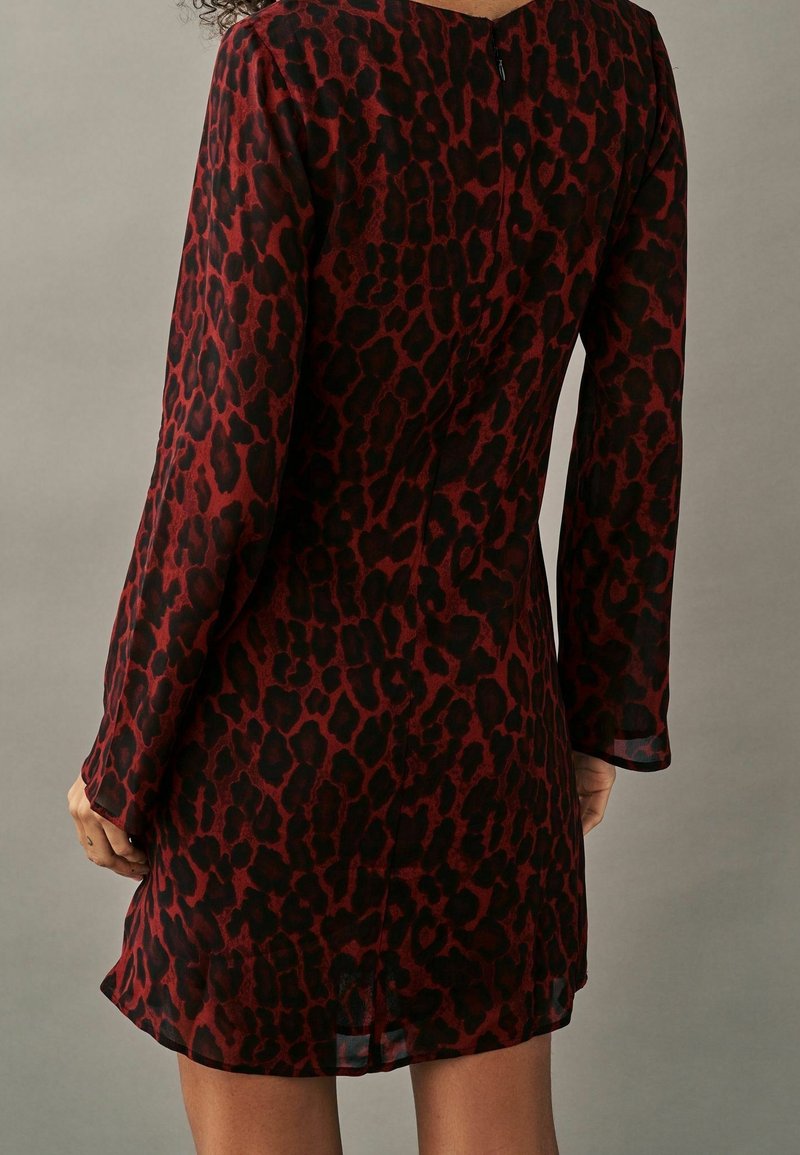open lace back dress Alice+Olivia Polly Leopard Print Mini Dress - Red