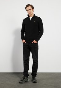 Pier One Trui - black