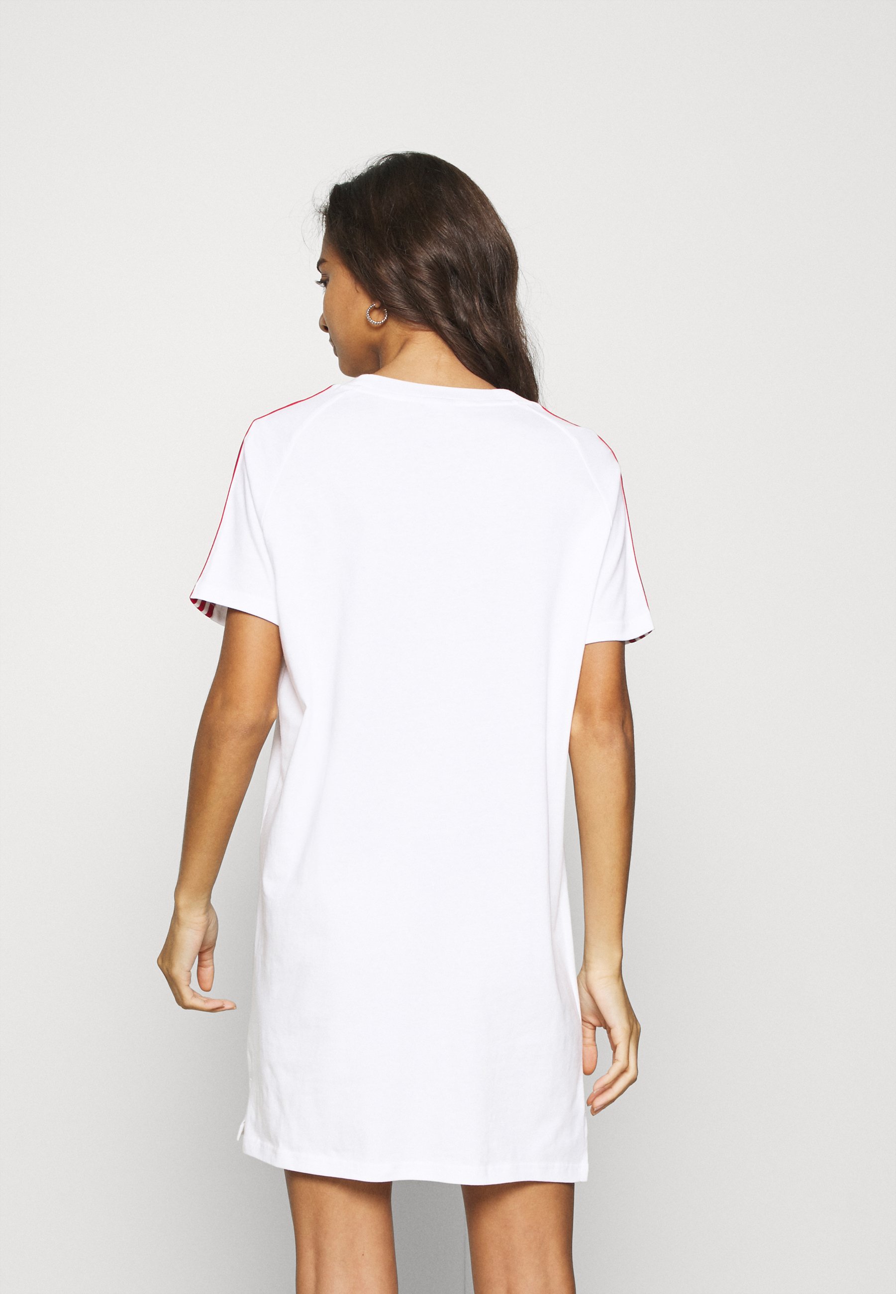 adidas Originals STRIPES SPORTS INSPIRED REGULAR DRESS adidas Originals STRIPES SPORTS INSPIRED REGULAR DRESS