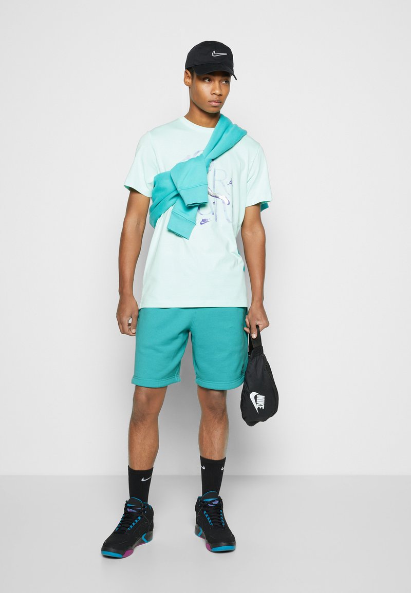 short jordan bleu