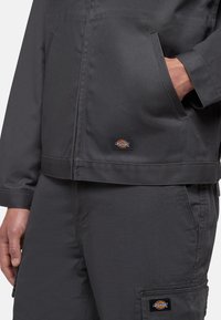 Dickies EISENHOWER - Let jakke / Sommerjakker - charcoal grey